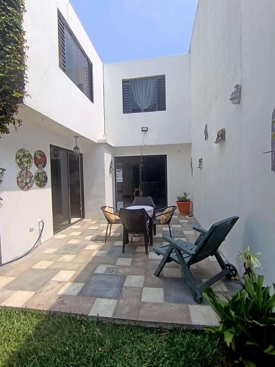 VENTA DE PROPIEDAD EXCLUSIVA EN SAN CRISTOBAL, ZONA 8 DE MIXCO — foto 11 de 12