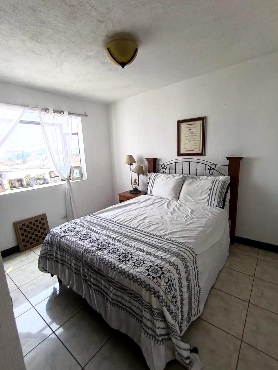 VENTA DE PROPIEDAD EXCLUSIVA EN SAN CRISTOBAL, ZONA 8 DE MIXCO — foto 3 de 12