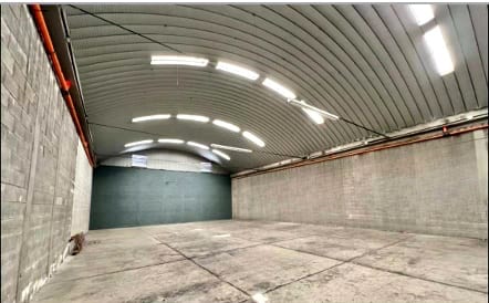 🏢 BODEGA EN ALQUILER a solo 50 m de Calzada Roosevelt — foto 2 de 2