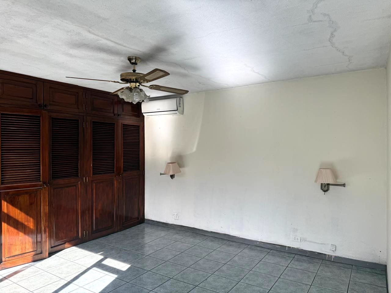 🏡 CASA EN RENTA ZONA PRADERA ZONA 10 🏡 — foto 4 de 17