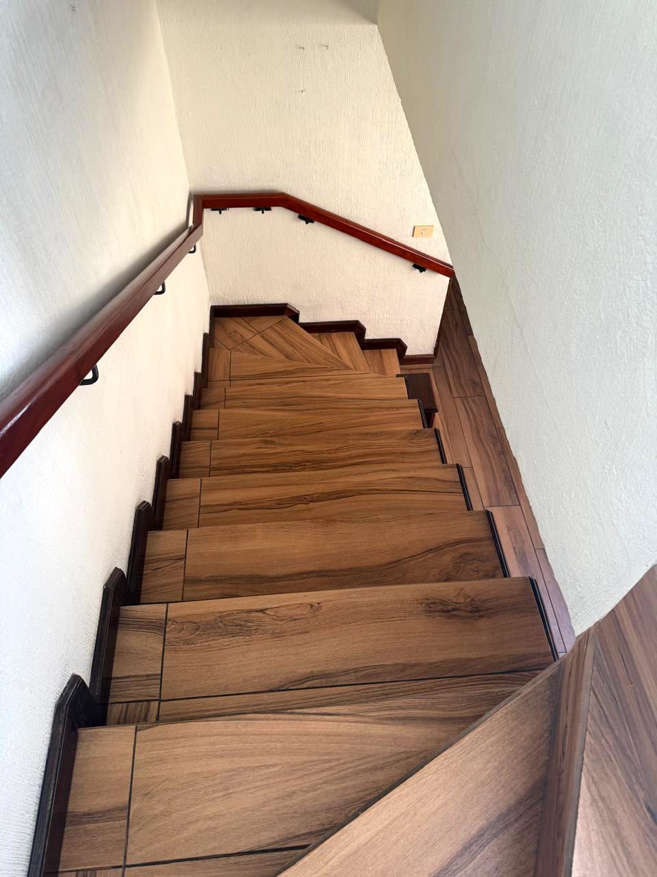 🏡 CASA EN RENTA ZONA PRADERA ZONA 10 🏡 — foto 13 de 17