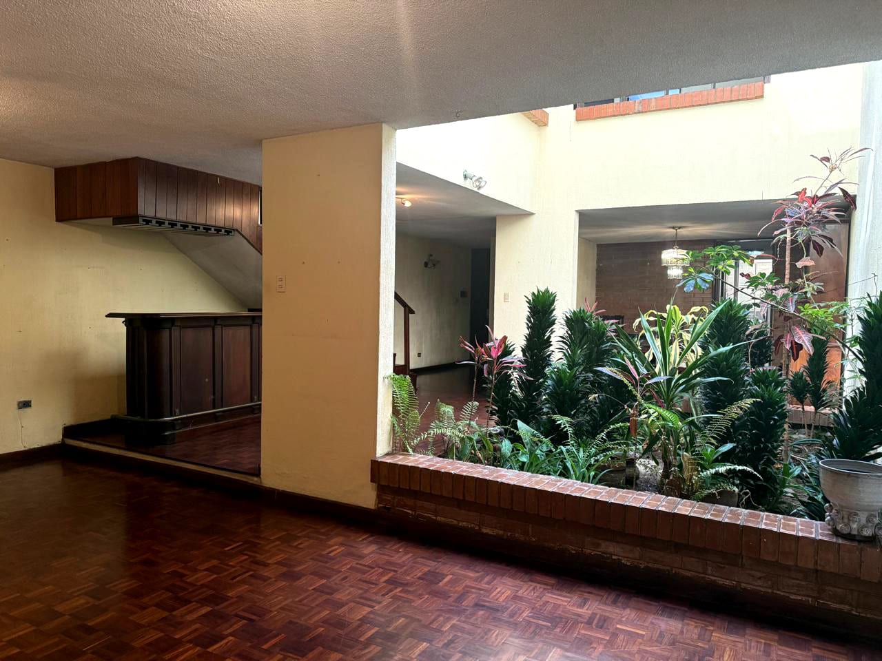 🏡 CASA EN RENTA ZONA PRADERA ZONA 10 🏡 — foto 2 de 17
