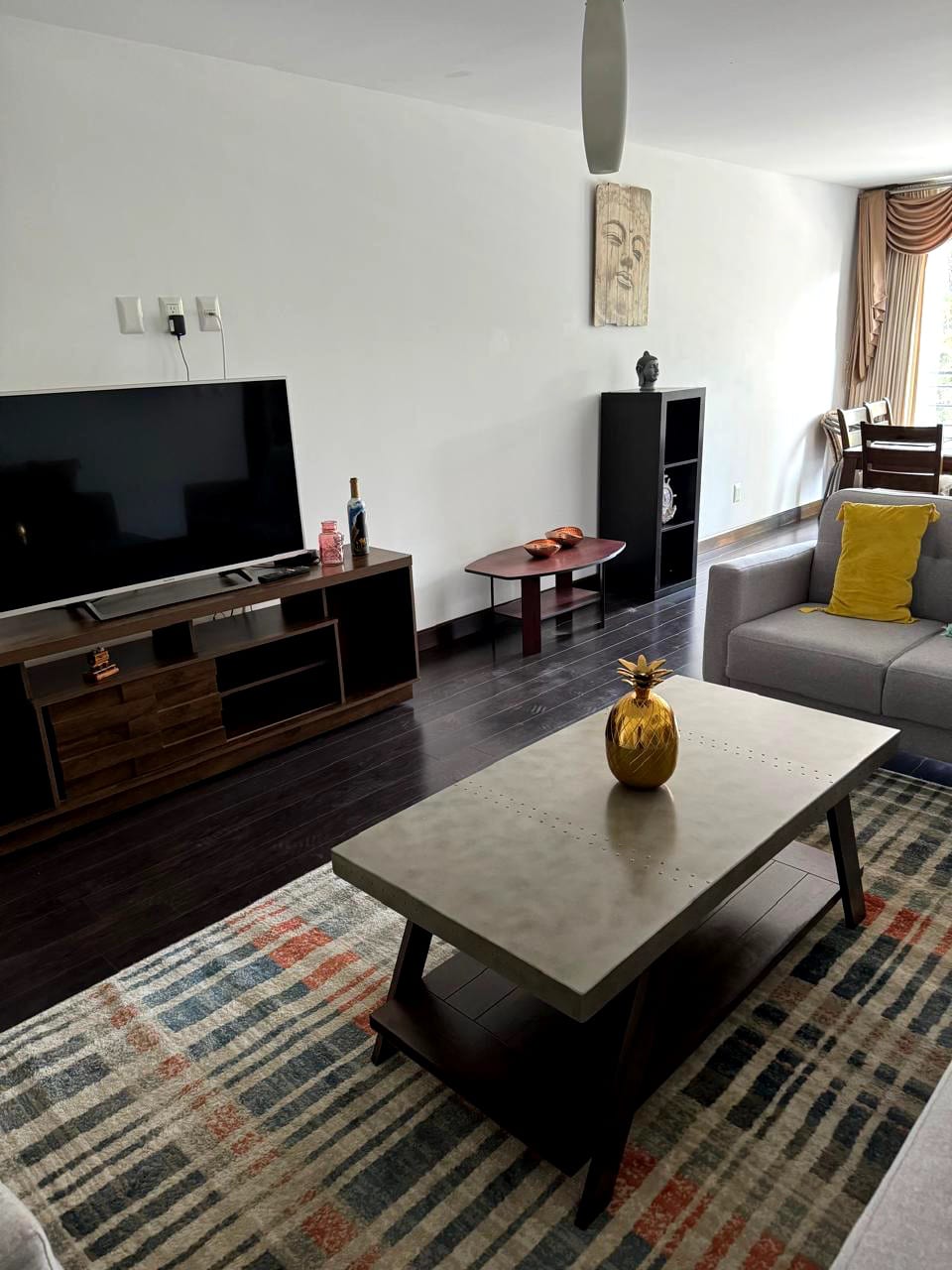 🏢 Apartamento en Alquiler – Zona 14, Edificio Catania — foto 4 de 10