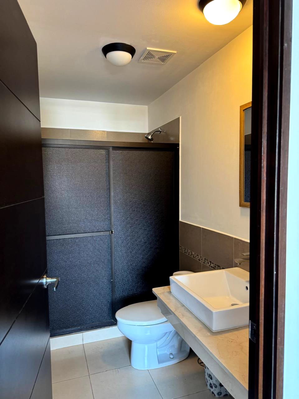 🏢 Apartamento en Alquiler – Zona 14, Edificio Catania — foto 6 de 10