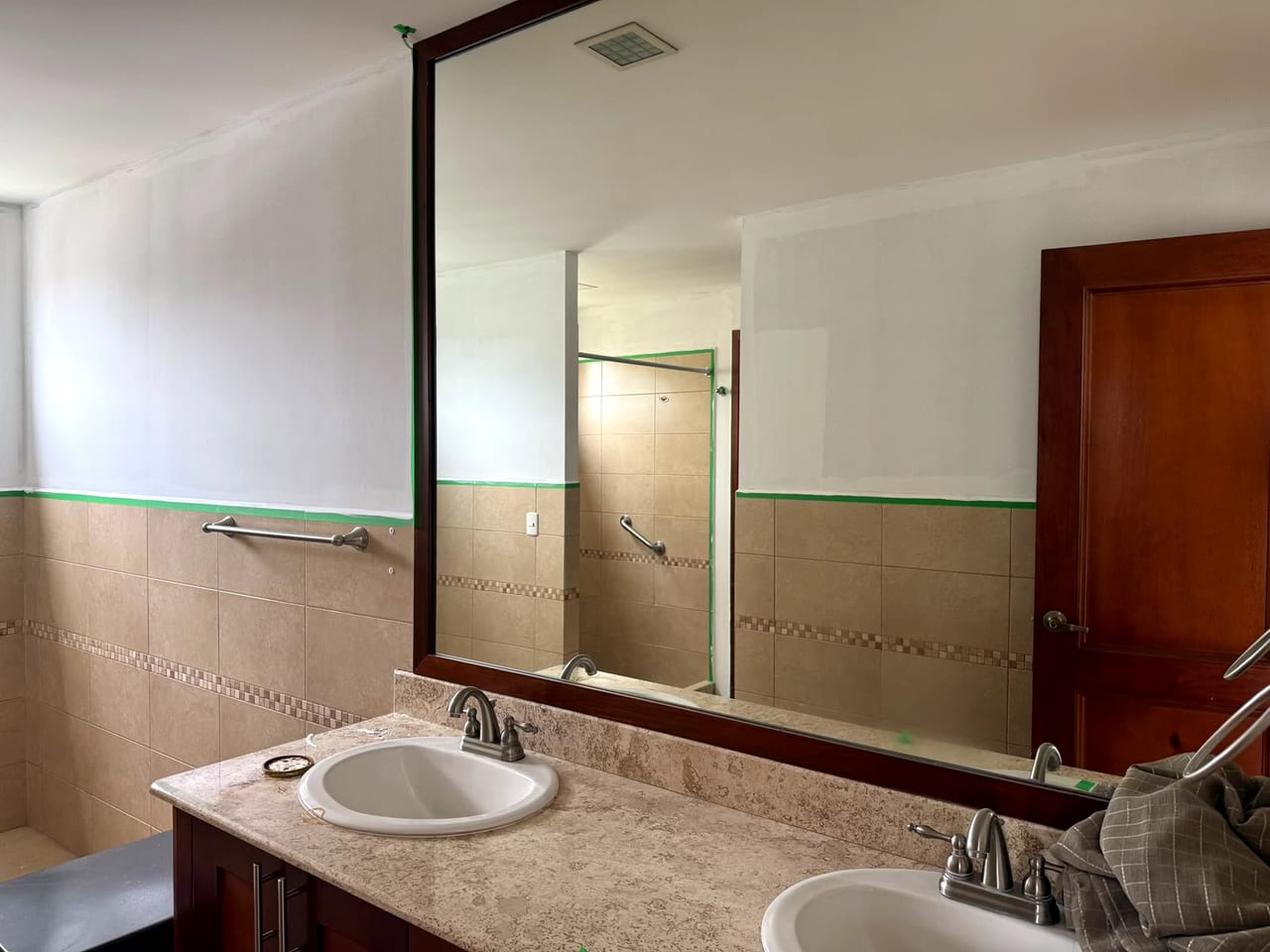 🏢 Apartamento en Alquiler – Edificio Botticelli 2, Zona 15 — foto 15 de 17
