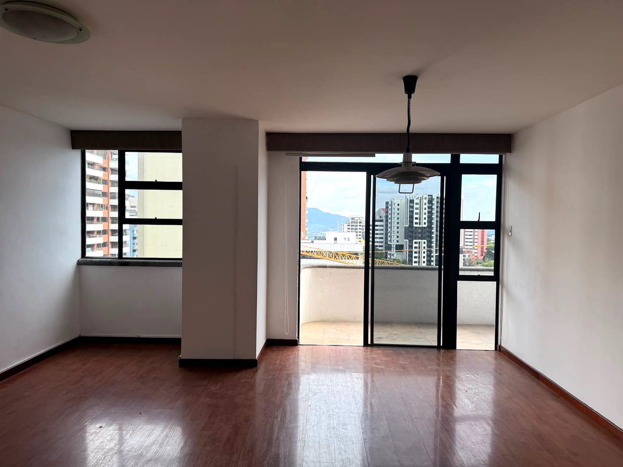 🏢 Apartamento en Venta – Edificio Bellini, Zona 14 — foto 8 de 13