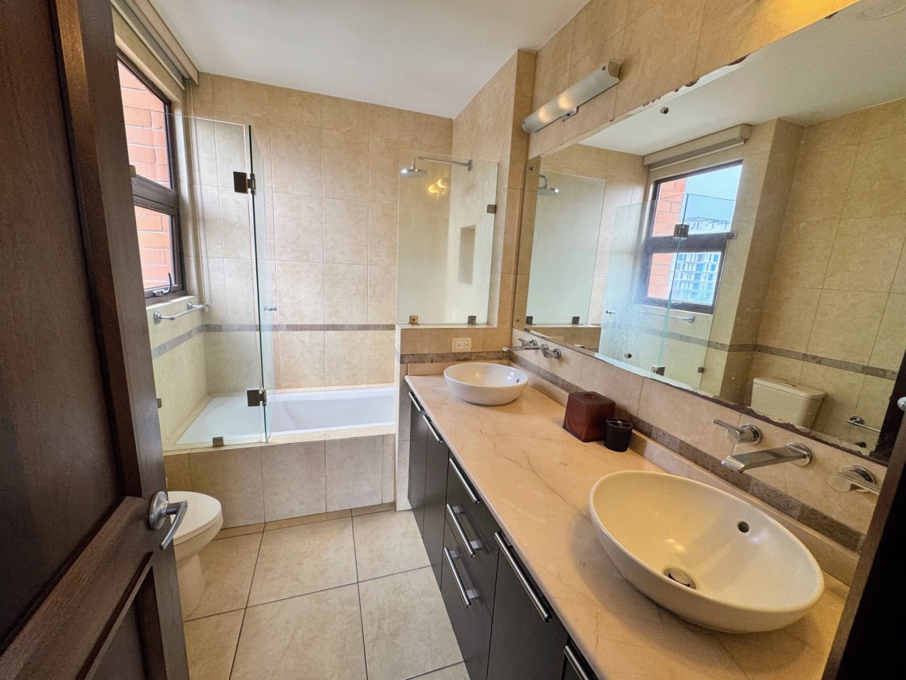 Venta Apartamento de Lujo, Edificio Santa María, Zona 10, Guatemala — foto 15 de 15