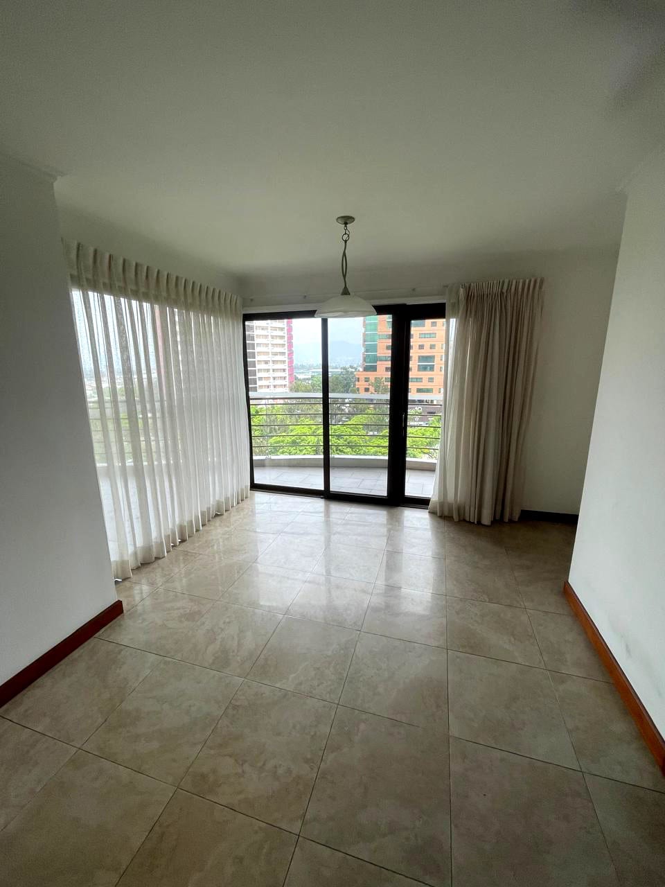 🏢 EN ALQUILER – TADEUS ZONA 14 — foto 16 de 17