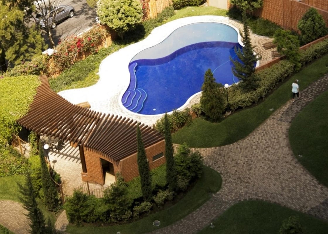🏢 EN ALQUILER – TADEUS ZONA 14 — foto 1 de 17