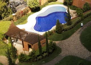 🏢 EN ALQUILER – TADEUS ZONA 14 — miniatura 1 de 17