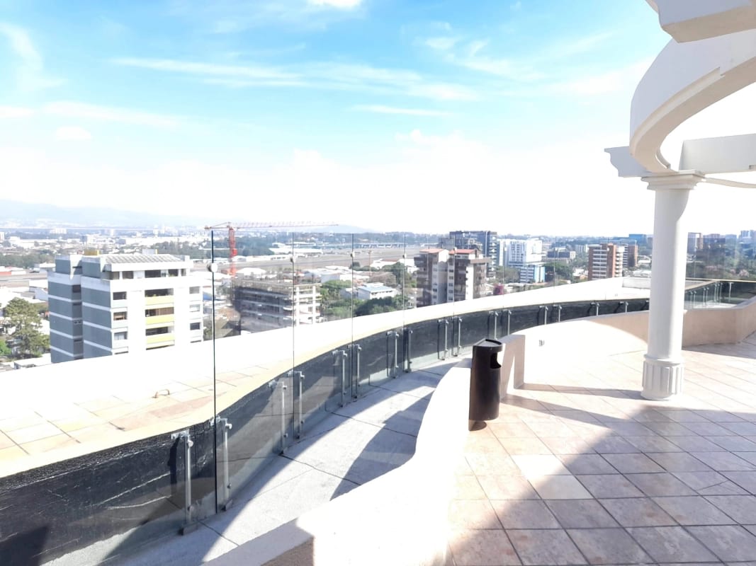 🏢 Apartamento en Venta – Edificio Bellini, Zona 14 — foto 1 de 13