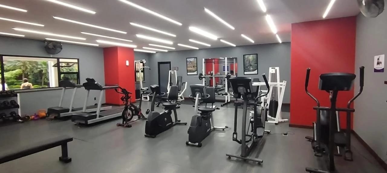 ALQUILER APARTAMENTO Y AMPLIO EDIFICIO BELLAGIO Zona 14 — foto 15 de 16