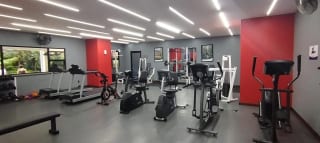 ALQUILER APARTAMENTO  Y AMPLIO EDIFICIO BELLAGIO Zona 14 — miniatura 15 de 16